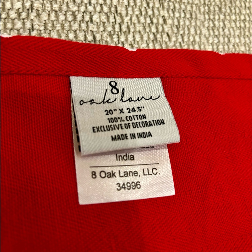 Apron (NWT) - Picture 7 of 8